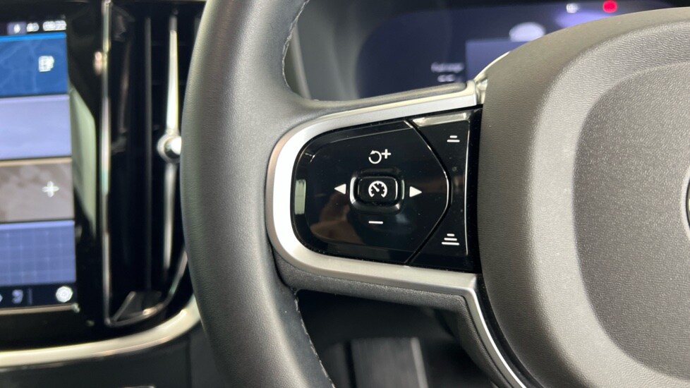 Used Volvo V60 2024 for sale - 77755693: Photo 21