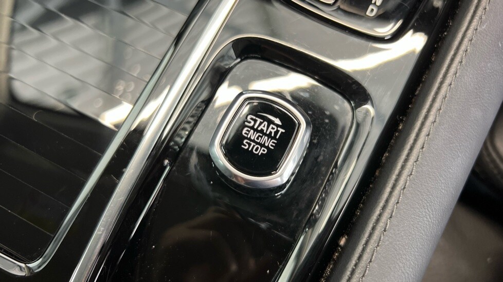 Used Volvo V60 2024 for sale - 77755693: Photo 27