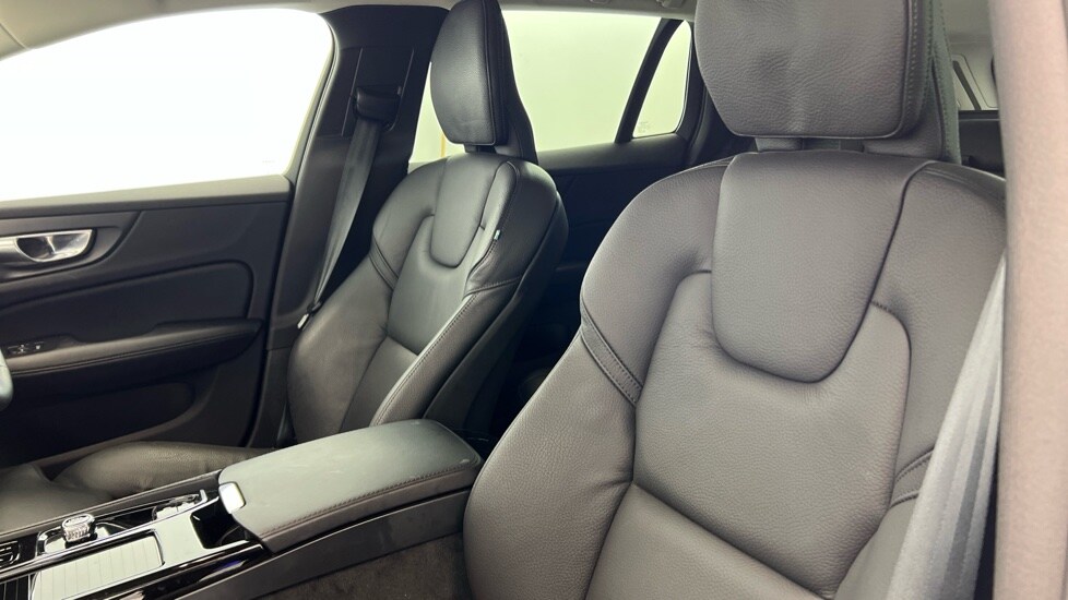 Used Volvo V60 2024 for sale - 77755693: Photo 37