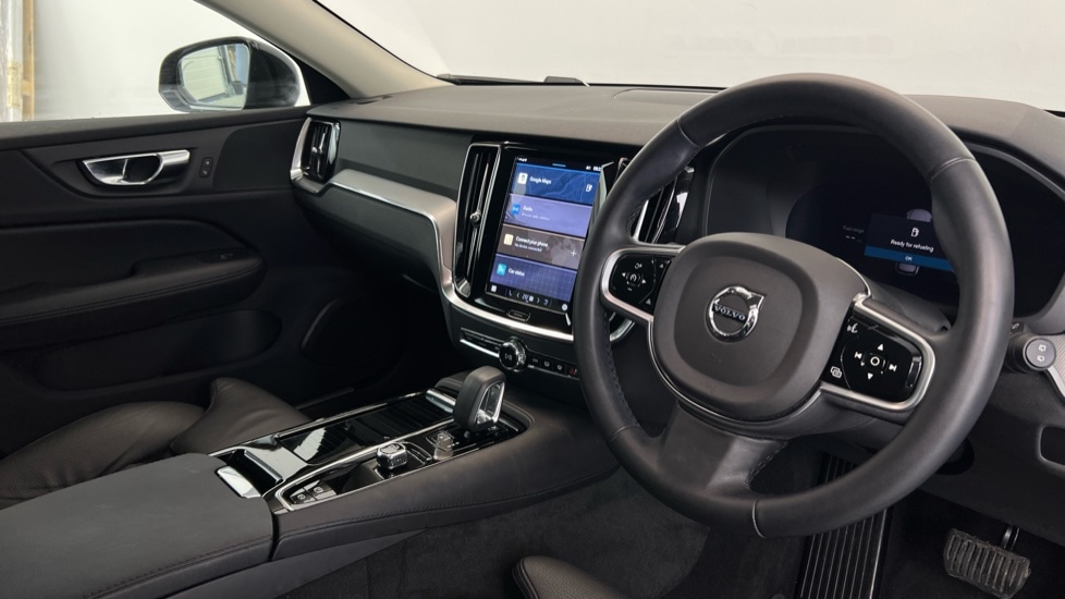 Used Volvo V60 2024 for sale - 77755693: Photo 4