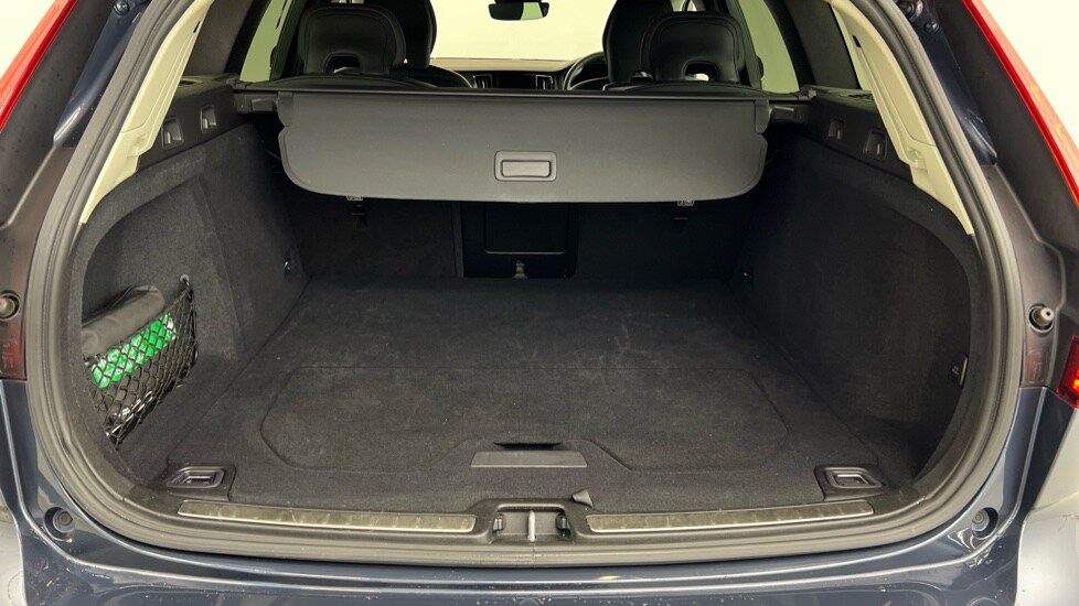 Used Volvo V60 2024 for sale - 77755693: Photo 52