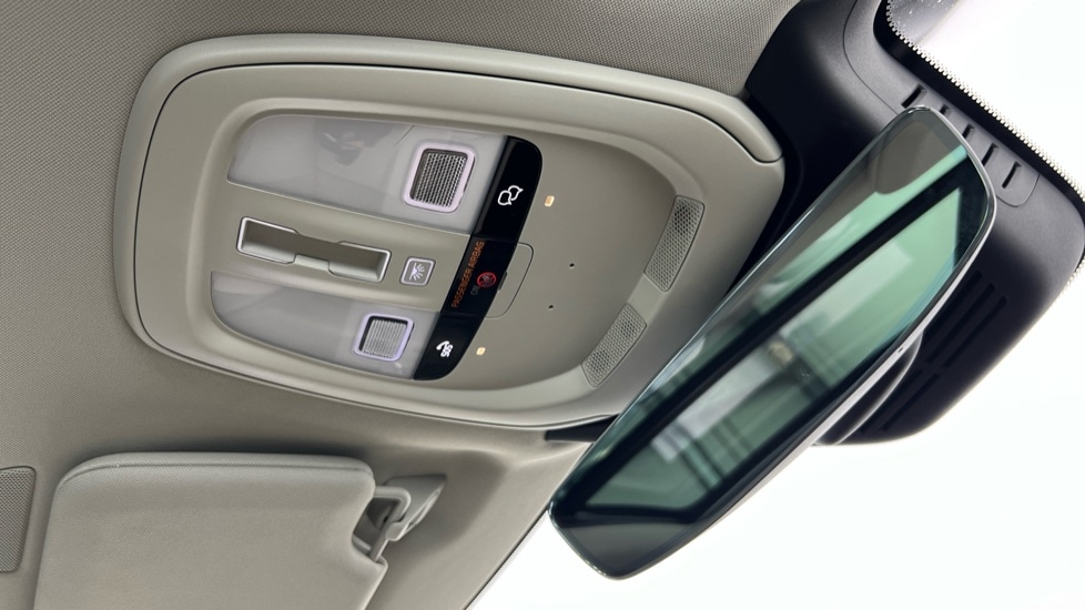 Used Volvo XC90 2025 for sale - 76021910: Photo 28