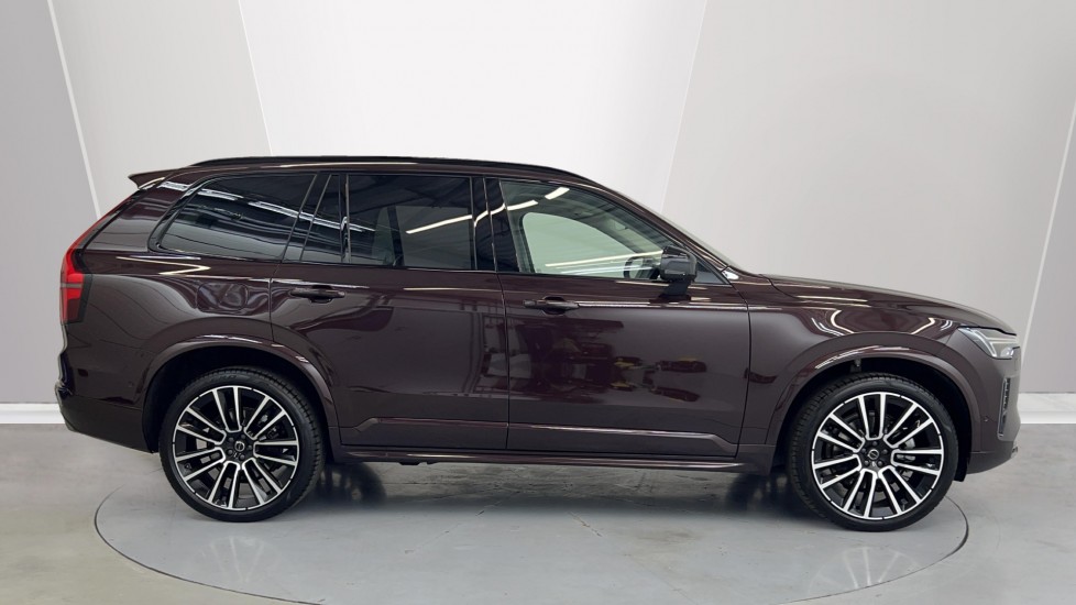 Used Volvo XC90 2025 for sale - 76021910: Photo 3