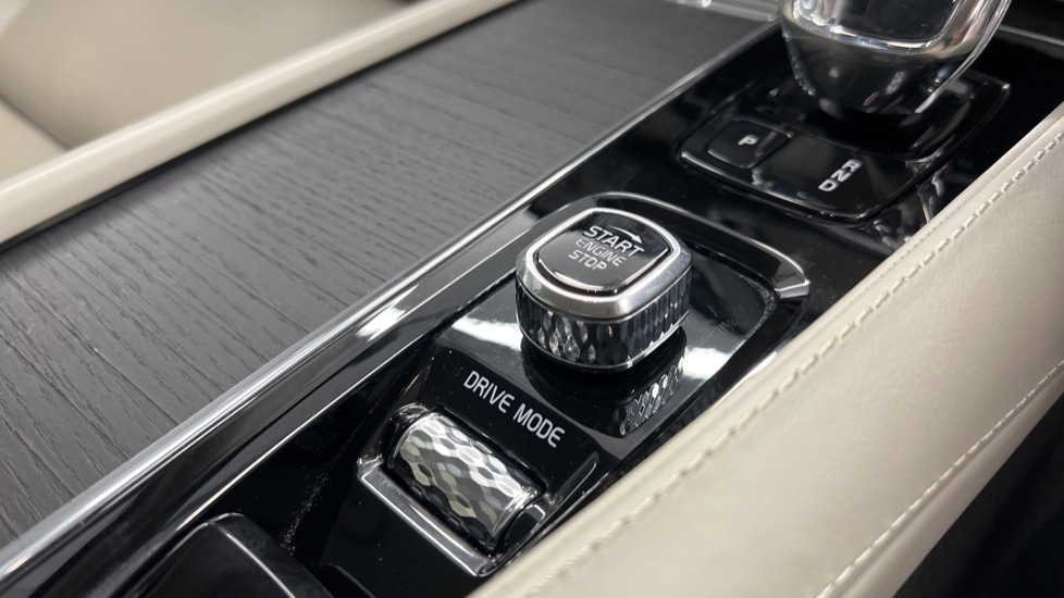 Used Volvo XC90 2020 for sale - 76145915: Photo 24
