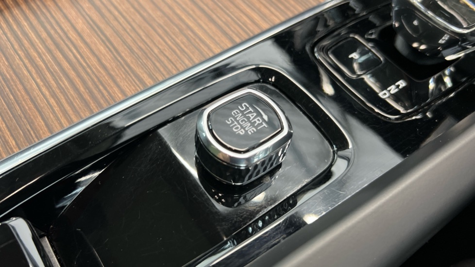 Used Volvo XC60 2022 for sale - 77042778: Photo 27