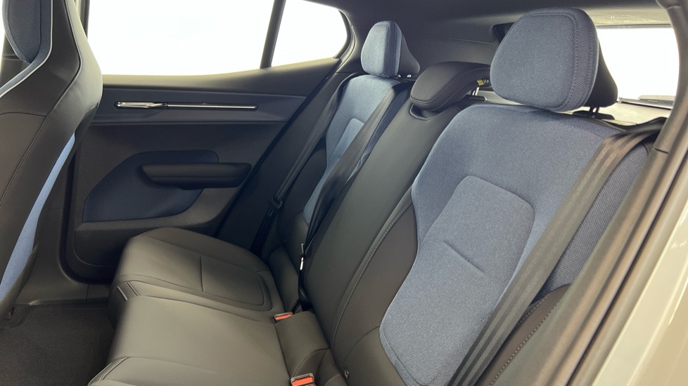 Used Volvo EX30 2025 for sale - 77526097: Photo 33