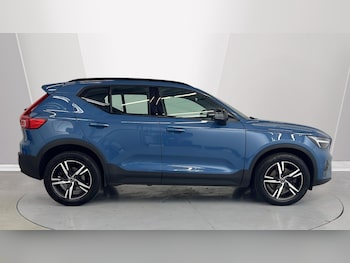Used Volvo XC40 2022 for sale - 76597909: Photo