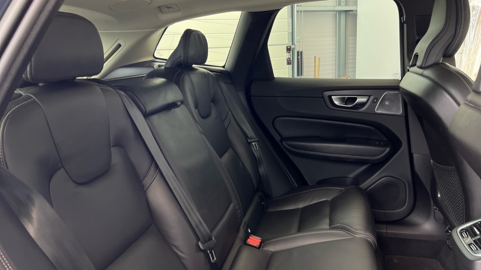 Used Volvo XC60 2022 for sale - 76933226: Photo 6