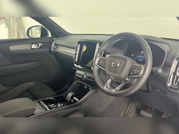 Used Volvo XC40 2024 for sale - 79767613: Photo