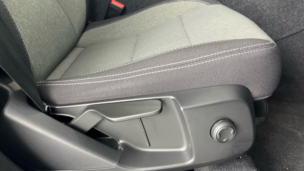 Used Volvo XC40 2023 for sale - 77316096: Photo 30