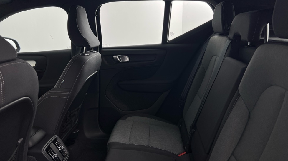 Used Volvo XC40 2023 for sale - 77316096: Photo 33