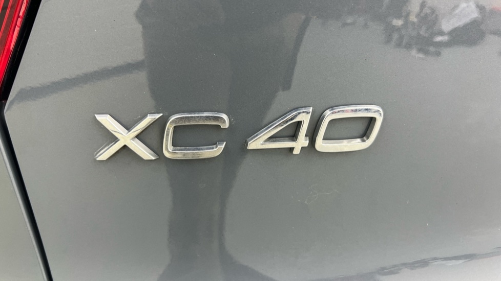 Used Volvo XC40 2023 for sale - 77316096: Photo 49