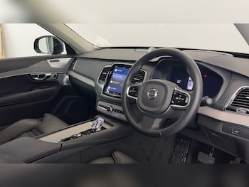 Used Volvo XC90 2024 for sale - 76580170: Photo