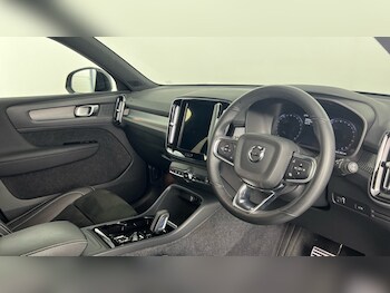 Used Volvo XC40 2021 for sale - 78811435: Photo