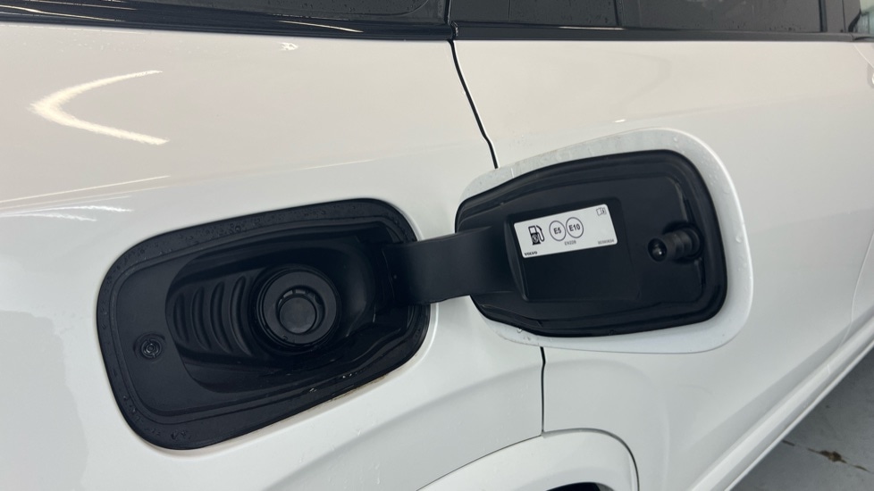 Used Volvo XC90 2025 for sale - 77942035: Photo 16