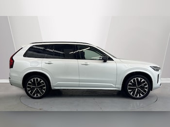 Used Volvo XC90 2025 for sale - 77942035: Photo