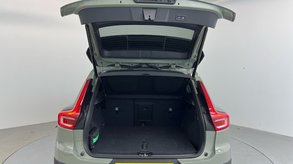 Used Volvo XC40 2024 for sale - 75796750: Photo 13