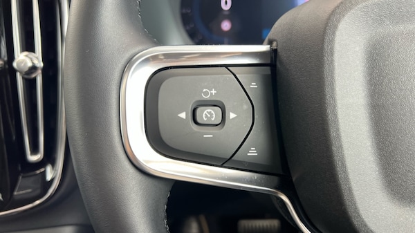Used Volvo XC40 2024 for sale - 75796750: Photo 21