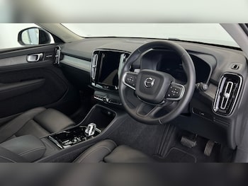 Used Volvo XC40 2024 for sale - 75796750: Photo