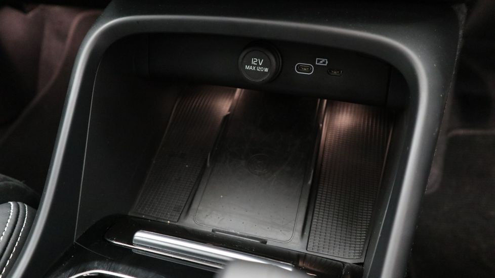 Used Volvo XC40 2024 for sale - 77678801: Photo 26