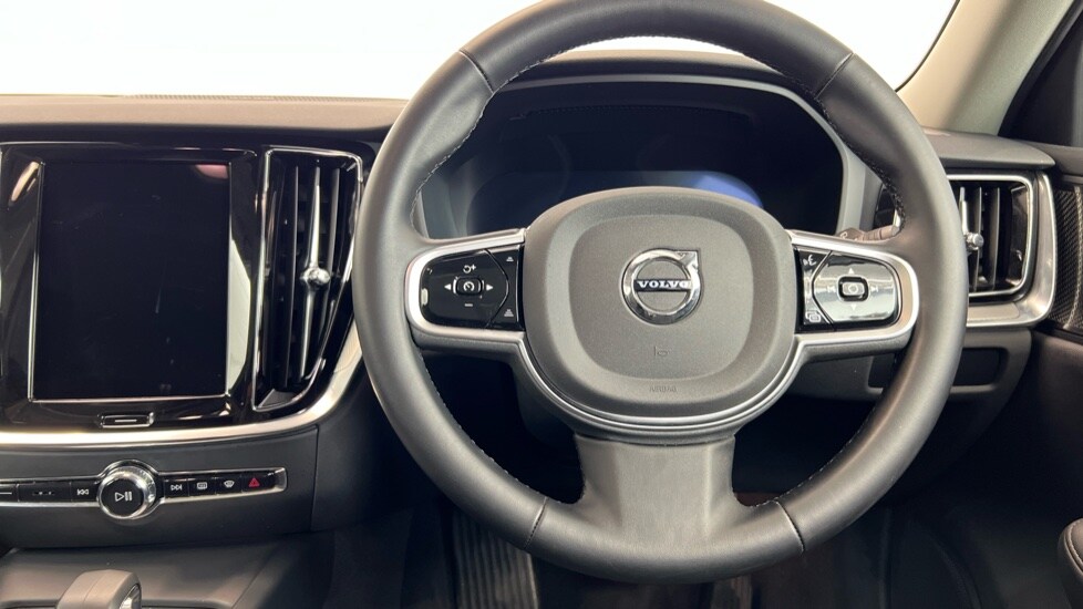 Used Volvo V60 2025 for sale - 78140473: Photo 10