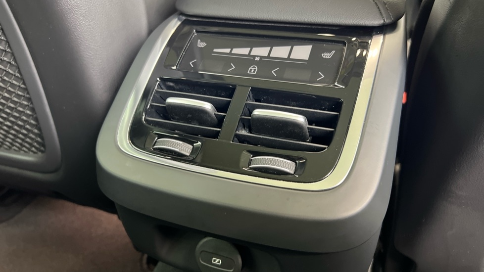 Used Volvo V60 2025 for sale - 78140473: Photo 14