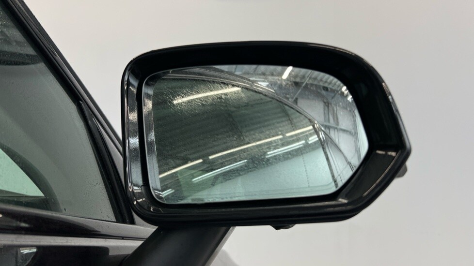 Used Volvo V60 2025 for sale - 78140473: Photo 32