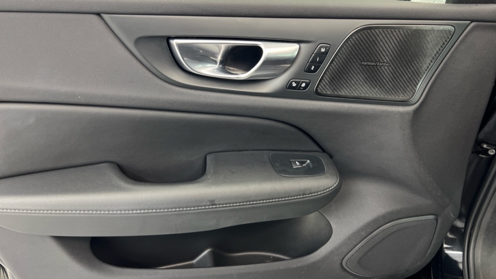 Used Volvo V60 2025 for sale - 78140473: Photo 44