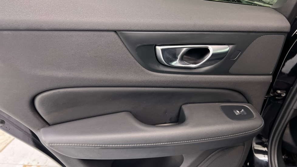 Used Volvo V60 2025 for sale - 78140473: Photo 48