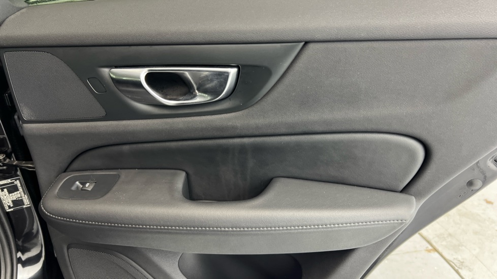 Used Volvo V60 2025 for sale - 78140473: Photo 58