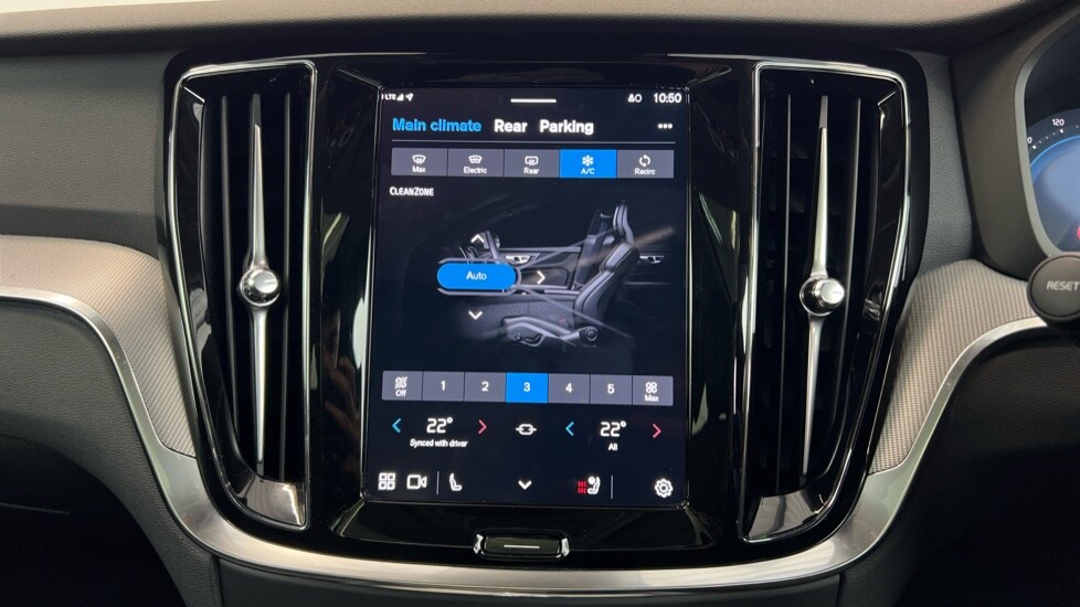 Used Volvo V60 2025 for sale - 78140473: Photo 71