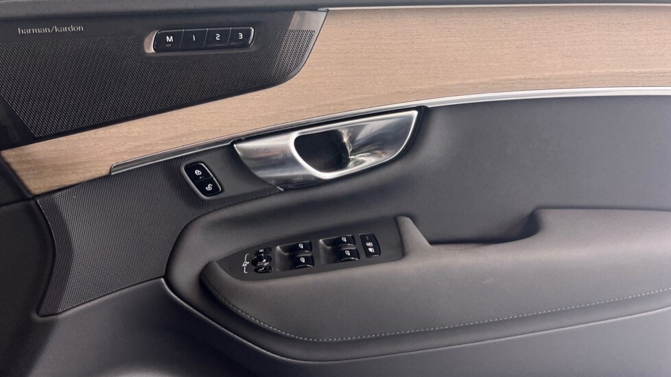 Used Volvo XC90 2025 for sale - 77281135: Photo 29