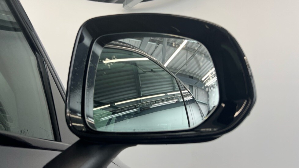 Used Volvo XC90 2025 for sale - 77281135: Photo 32