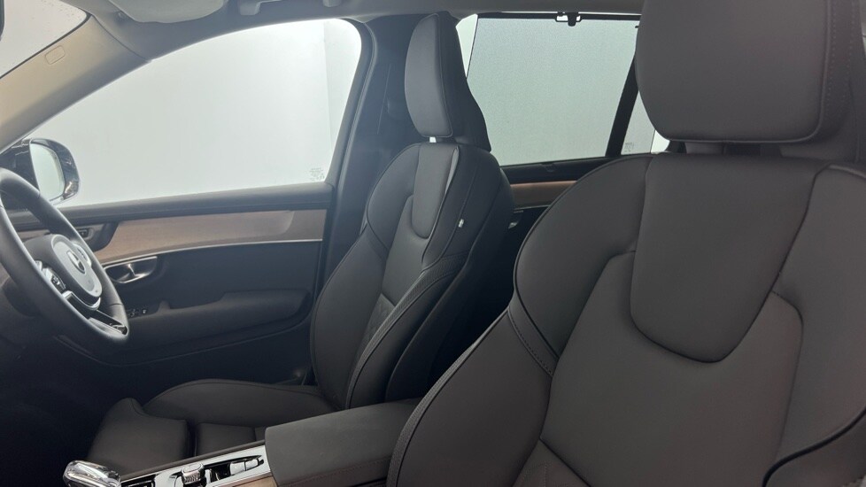 Used Volvo XC90 2025 for sale - 77281135: Photo 37