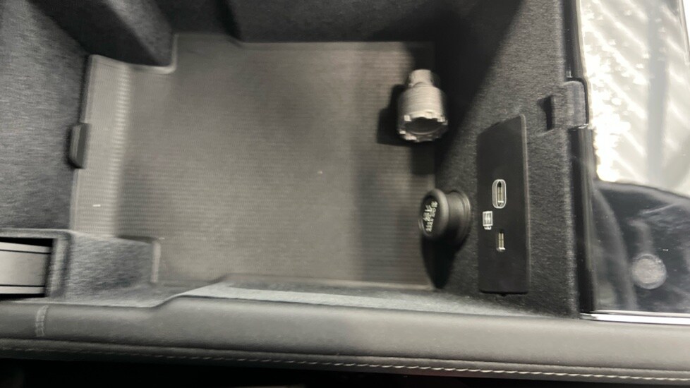 Used Volvo XC90 2025 for sale - 77281135: Photo 75