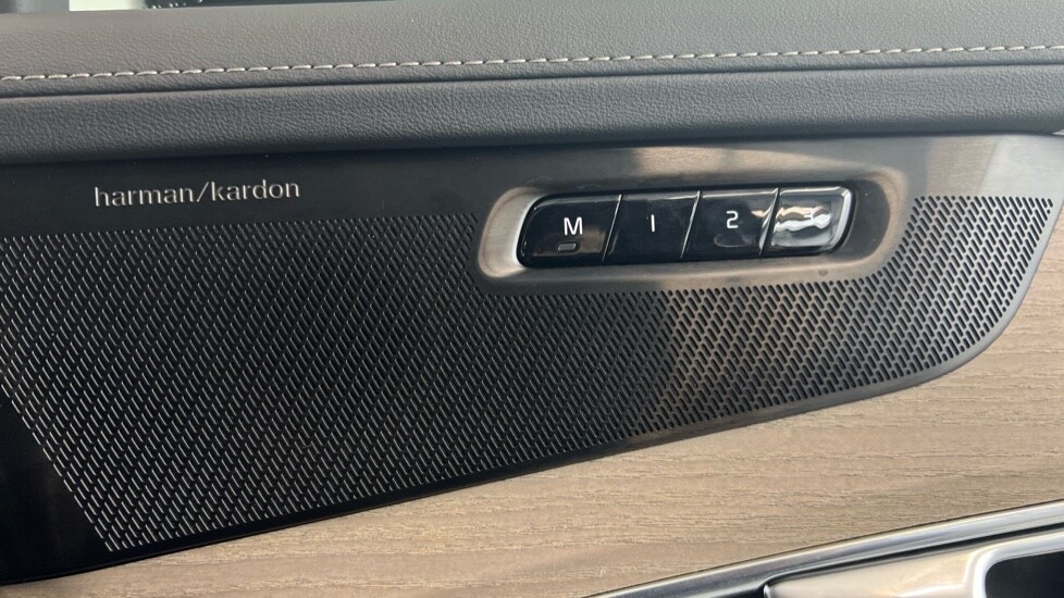 Used Volvo XC90 2025 for sale - 77281135: Photo 77