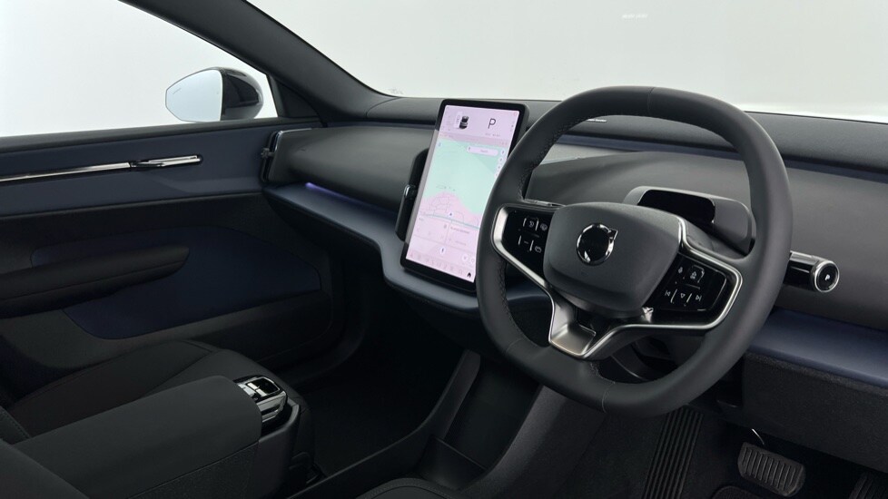 Used Volvo EX30 2025 for sale - 76630292: Photo 4