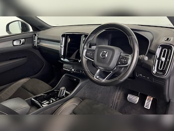 Used Volvo XC40 2021 for sale - 75742840: Photo