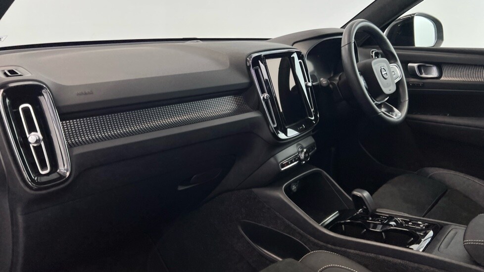 Used Volvo XC40 2022 for sale - 77799834: Photo 36