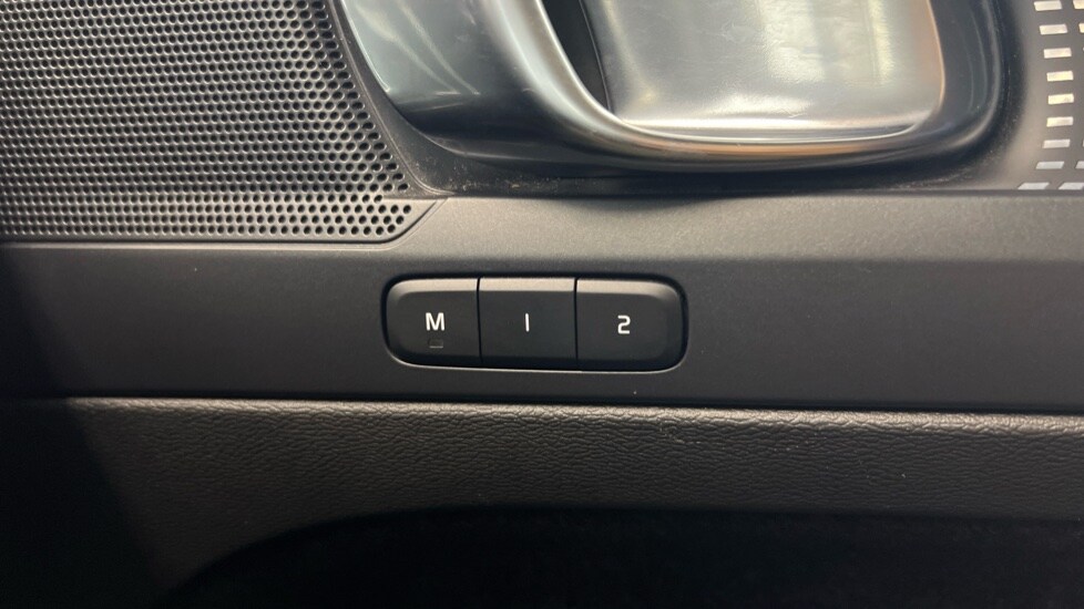 Used Volvo XC40 2022 for sale - 77799834: Photo 68