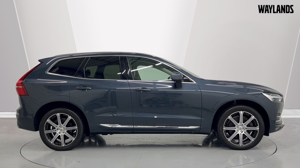 Used Volvo XC60 2019 for sale - 77841475: Photo 3