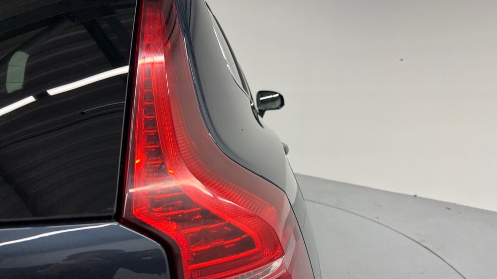 Used Volvo XC60 2019 for sale - 77841475: Photo 38