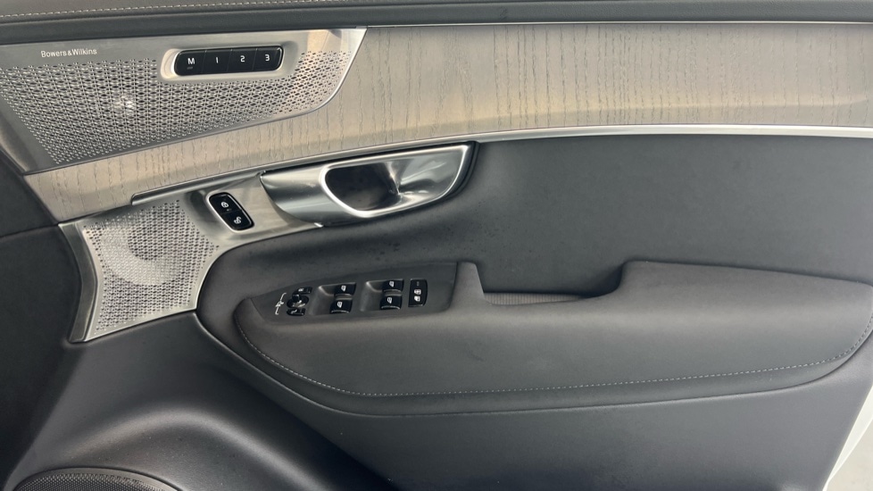 Used Volvo XC90 2025 for sale - 78059637: Photo 29