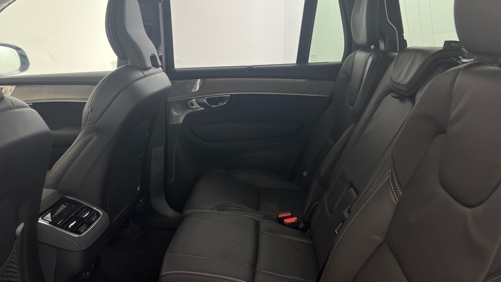 Used Volvo XC90 2025 for sale - 78059637: Photo 33