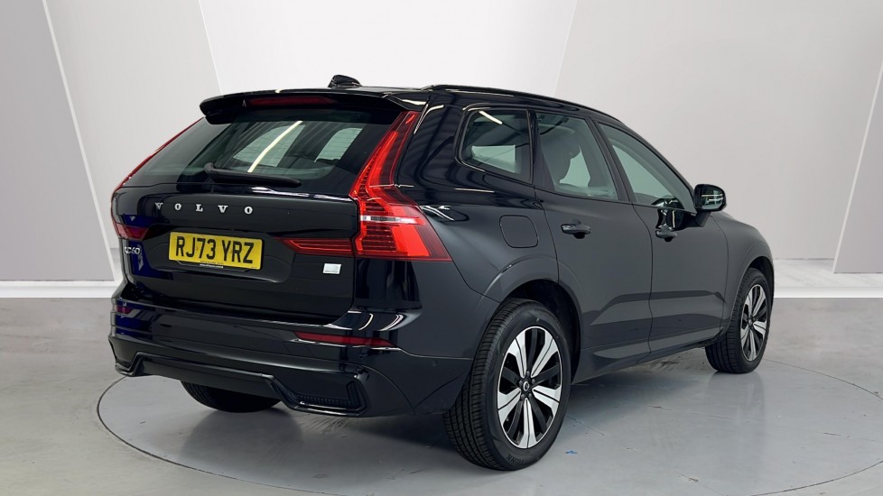 Used Volvo XC60 2023 for sale - 76459010: Photo 2