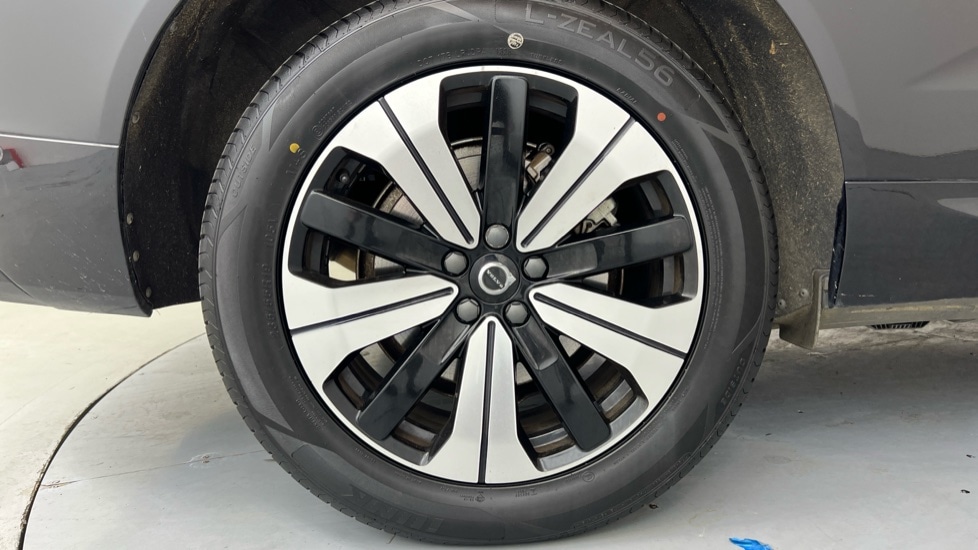 Used Volvo XC60 2023 for sale - 76459010: Photo 44