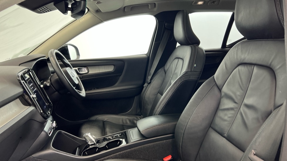 Used Volvo XC40 2022 for sale - 77326298: Photo 36