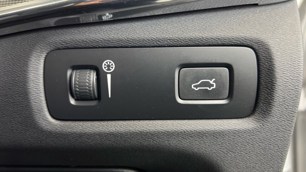 Used Volvo V90 2021 for sale - 76112100: Photo 30