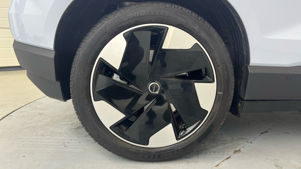 Used Volvo EX30 2025 for sale - 76557002: Photo 44