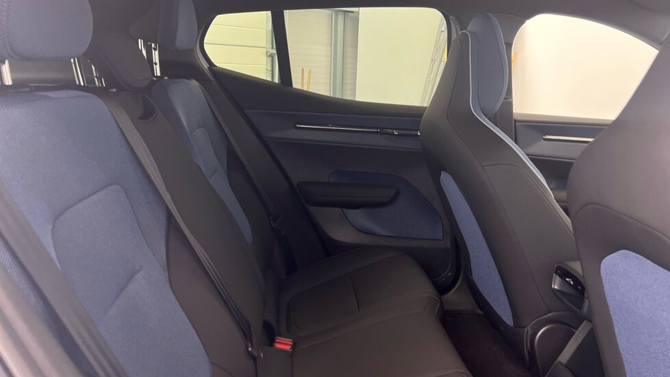 Used Volvo EX30 2025 for sale - 76557002: Photo 6